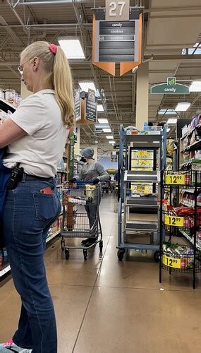 Same Kroger Milf Pawg Diff Day Jeans Caught Tight Jeans Forum
