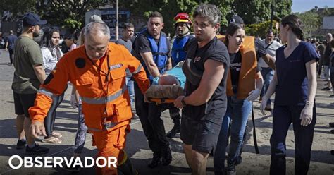 Sobe Para N Mero De Mortes Provocadas Pelas Inunda Es No Sul Do