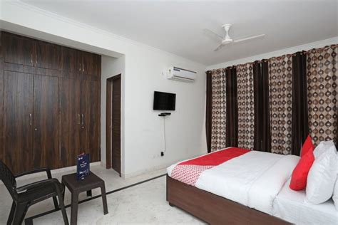 โอโย 10864 โรงแรมเฟรนเวห โฮมสเตย Travel Gay