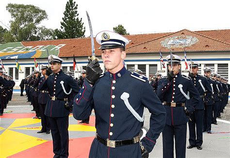 Seja Um Oficial Da Pol Cia Militar De S O Paulo Pm Sp Concurso