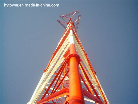 Hot DIP Galvanized Steel Tubular Tower For Telecommunication With Aviation Light Communication