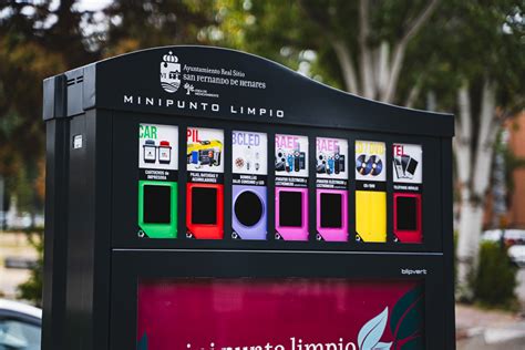 La Ciudad Cuenta Con 5 Nuevos Mini Puntos Limpios Para Facilitar La