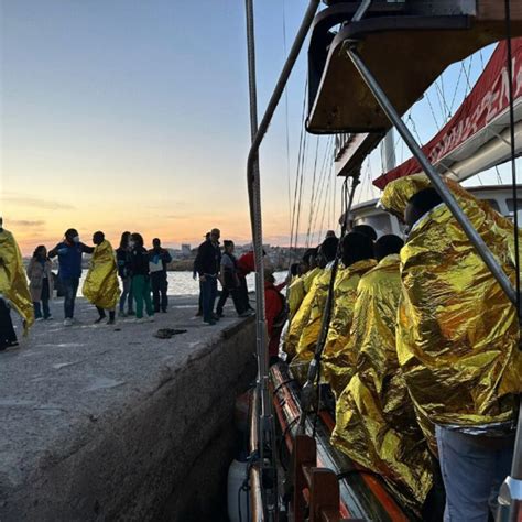 Migranti Sei Sbarchi Nella Notte A Lampedusa Giunti In 288 Gazzetta