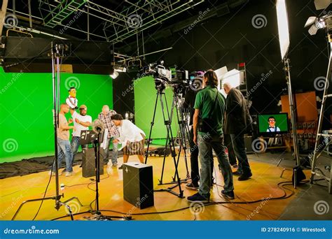 Behind-the-scenes at a TV Studio Filming a Show with a Camera Crew Editorial Photo - Image of ...