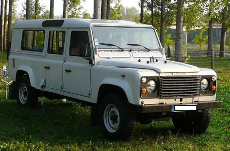 1990 Land Rover Defender 130 Full Station Wagon