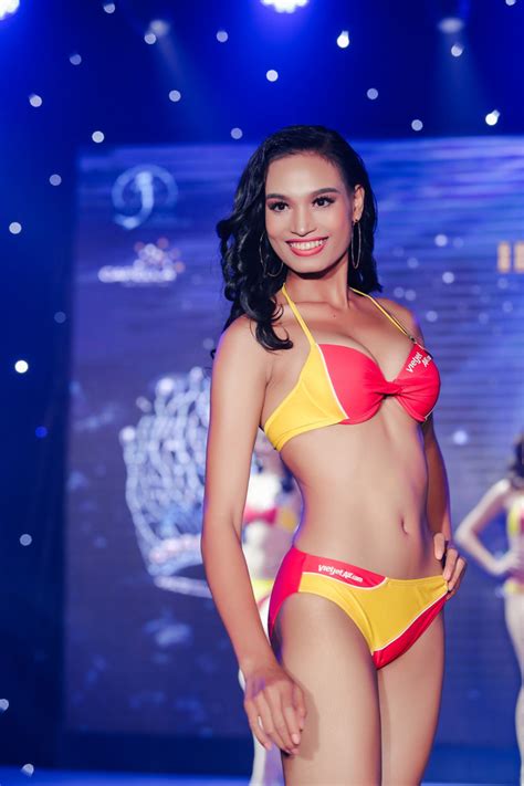 Top thí sinh Hoa hậu Đại dương nóng bỏng với trang phục bikini