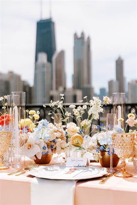 Rooftop Chicago Wedding Inspiration at Ambassador Chicago — CHI thee WED