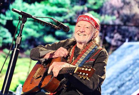 How Old Is Willie Nelson 2024 Wikipedia Corie Donelle