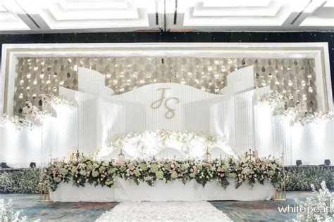 Pullman Hotel Jakarta Central Park By White Pearl Decoration