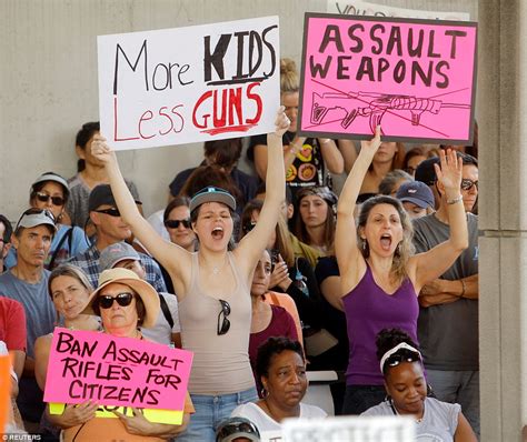 Thousands Join Anti Gun Rally In Florida Daily Mail Online