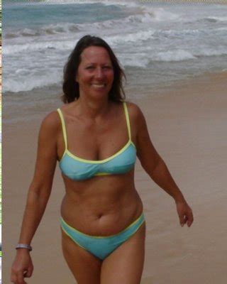 MILF Gives Cock Handjob Porn Pictures XXX Photos Sex Images 459398 PICTOA