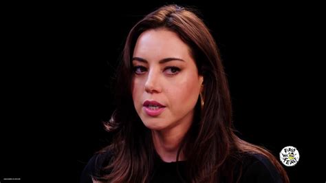 Hot Ones Aubrey Plaza Snorts Milk While Eating Spicy Wings Aubrey Plaza Online