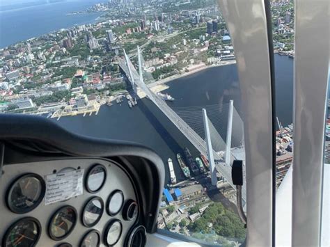 Сколько по времени лететь на самолете до Владивостока из Москвы ...