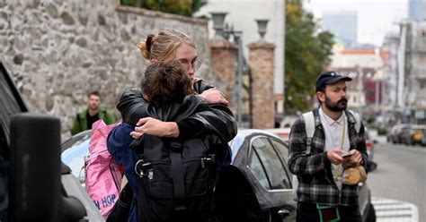 La Slovaquie bouleversée par une tuerie dans un bar gay Libération