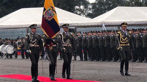 En Provincias De Ecuador Se Graduaron Nuevos Polic As Entre