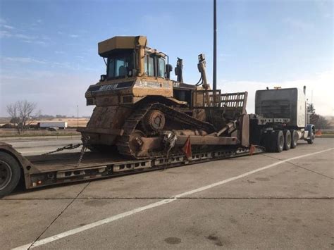 Shipping A Wideload Cat D7r Bulldozer Heavy Haulers Blog