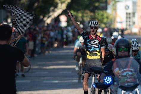 Ciclismo Maximiliano Navarrete Ganador De La Vuelta De General Alvear