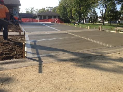 Frisco Concrete Driveway Maintenance: Essential Tips for 2026
