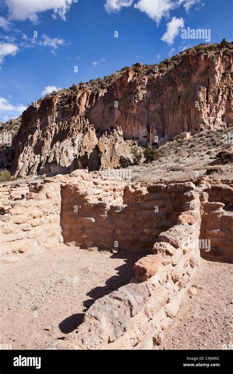 Ancestral Pueblo Dwellings Hi Res Stock Photography And Images Alamy