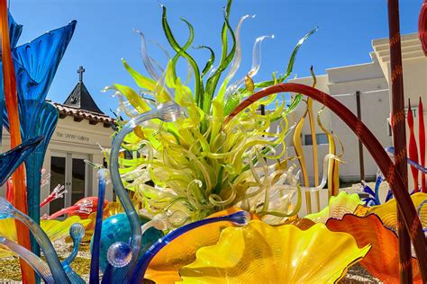 Exhibitions | Chihuly