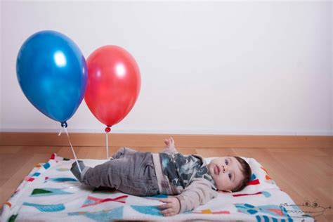 Actividades con globos de helio para bebés Manualidades Infantiles