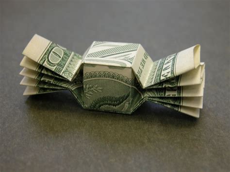 Photo Origami Paper Folding Folding Money Origami And Kirigami