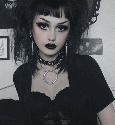 Time Run Out Goth Makeup Edgy Makeup Cool Makeup Looks