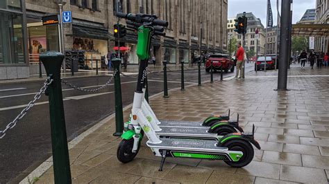 Lime Zweiter E Scooter Anbieter In Düsseldorf