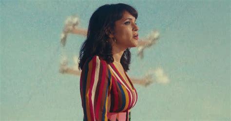 Norah Jones Announces New Studio Album Visions Official Video For Lead