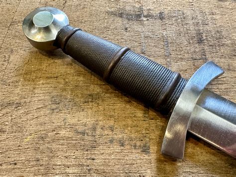 14thC Medieval Quillon Dagger – Tod Cutler