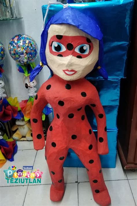 Piñata De Ladybug Piñata Piñatas Personajes