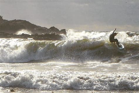 A guide to surfing in Wales - Sugar & Loaf