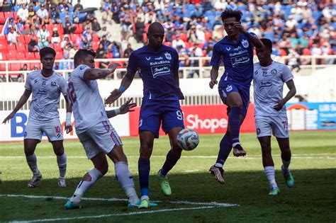 FOTO Hasil BRI Liga 1 PSIS Semarang Bungkam Arema FC 2 0