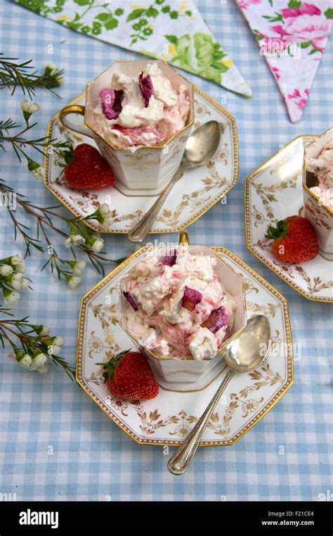 Dessert Anglais Traditionnel Banque De Photographies Et Dimages