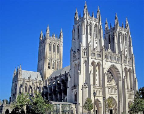 10 Most Beautiful Cathedrals In The World