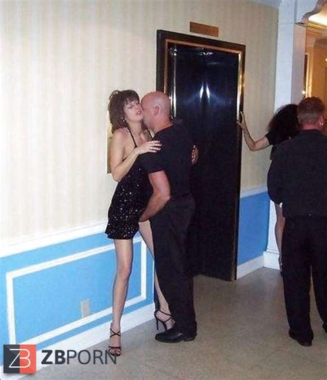 Finger That Cooch ZB Porn