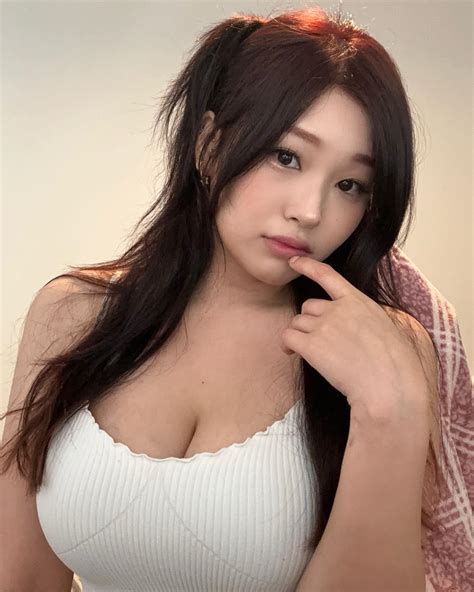 Aikuros Hyoon Nude OnlyFans Leaks 7 Photos TheFappening