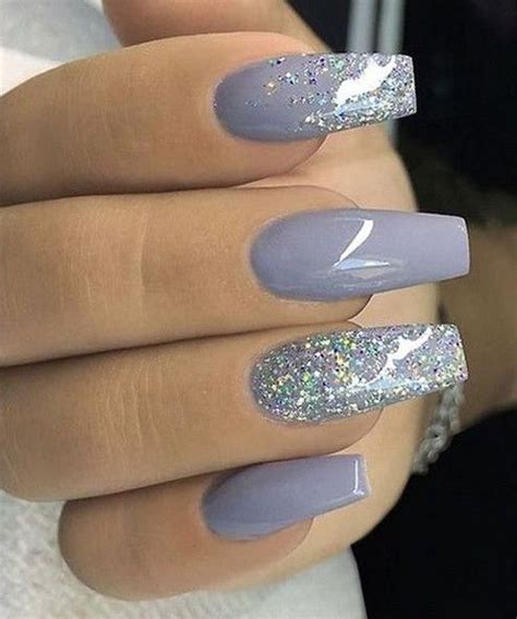 Nail Colour Trends Winter Isaac Gray