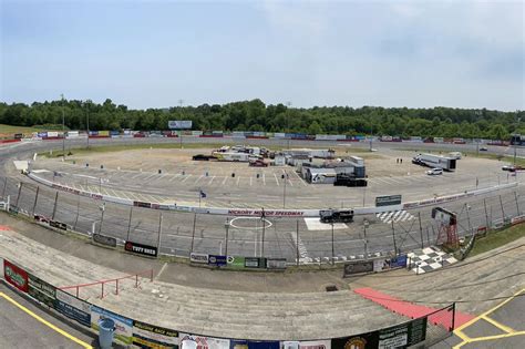 Race Day At Hickory Motor Speedway ASA STARS National Tour