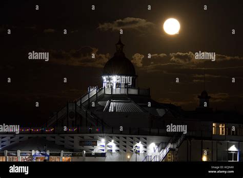 Eastbourne Pier Night High Resolution Stock Photography and Images - Alamy