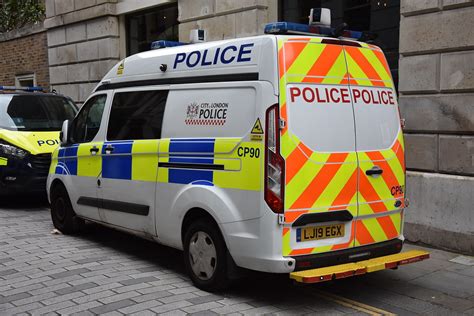 City Of London Police Ford Transit Station Van LJ19 Flickr