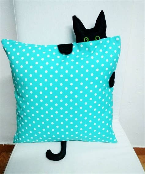 Diy No Sew Cat Pillow With Free Pattern Artofit