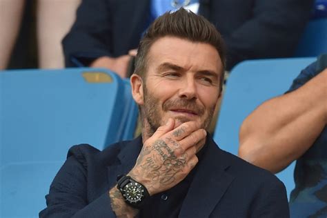 David Beckham Se Junta Fila Para Se Despedir De Elizabeth Ii Isto