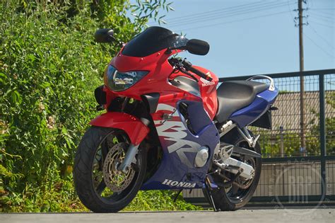 Honda Cbr600 F4 01 Giełda Klasyków