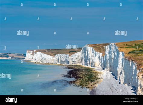 The white chalk cliffs at the south coast of England Stock Photo - Alamy