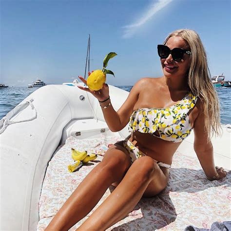 Hot Sexy Elvira Pitzner Bikini Pics