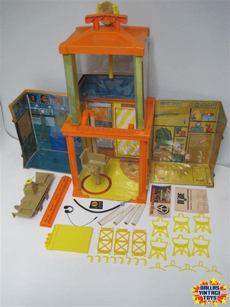 1972 Hasbro GIJOE 12" Scale Adventure Team Headquarters (1A)