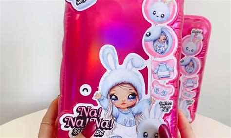 First Images Of The Na Na Na Surprise Series Dolls Youloveit