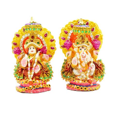 Laxmi Ganesh Idol » Puja N Pujari