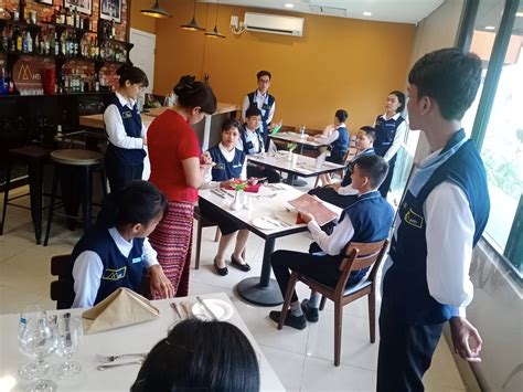 Food And Beverage Service Course Mhti
